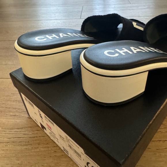 Chanel Sandals 41 - Picture 8 of 8